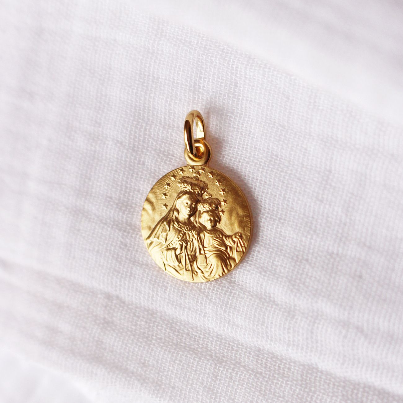 Pendentif personnalisé - Médaille Vierge Mont Carmel - Plaqué or