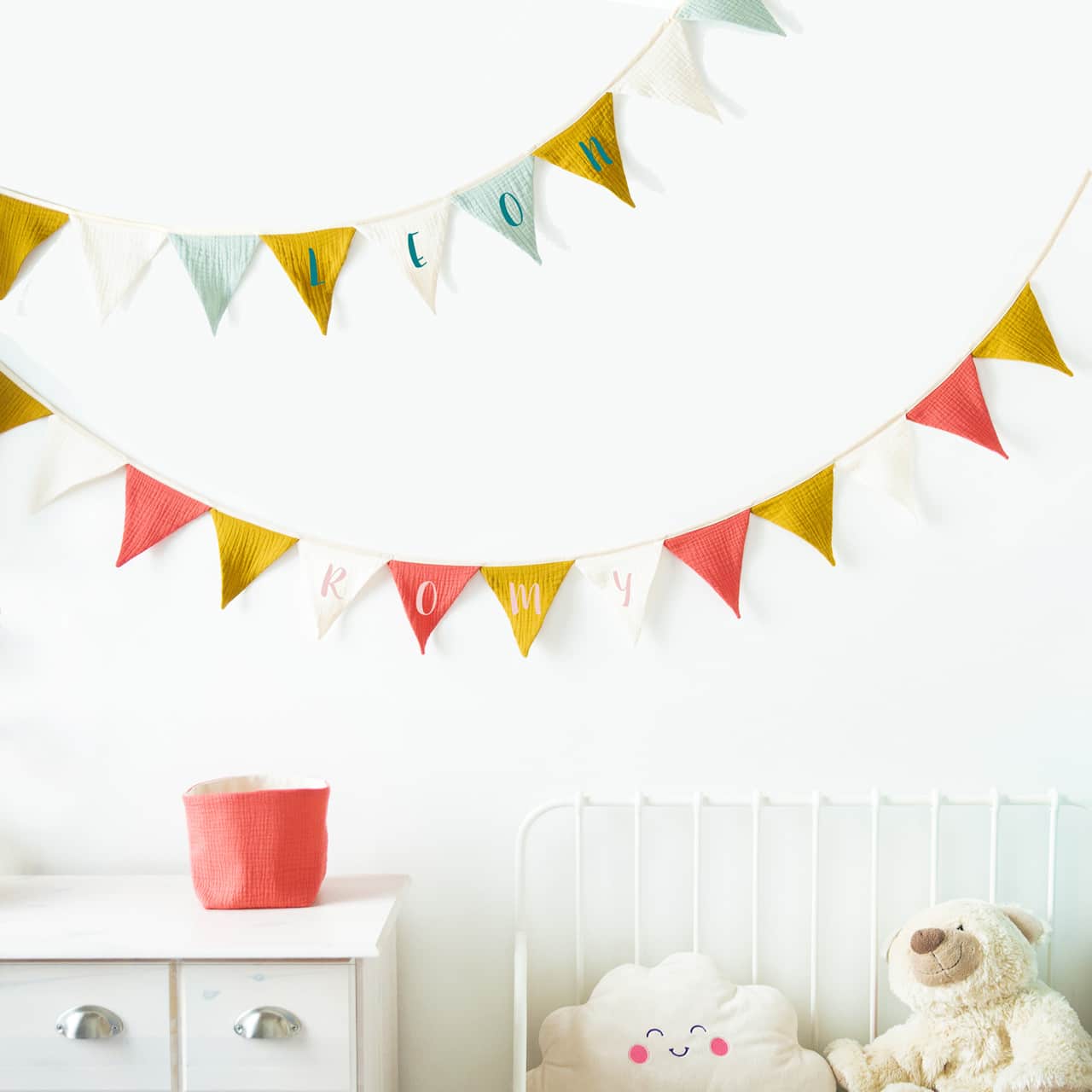 Guirlande de fanions personnalisée - Cadeau naissance