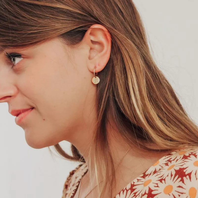 Boucles d'oreilles personnalisées créoles mini charm médaille - Plaqué or