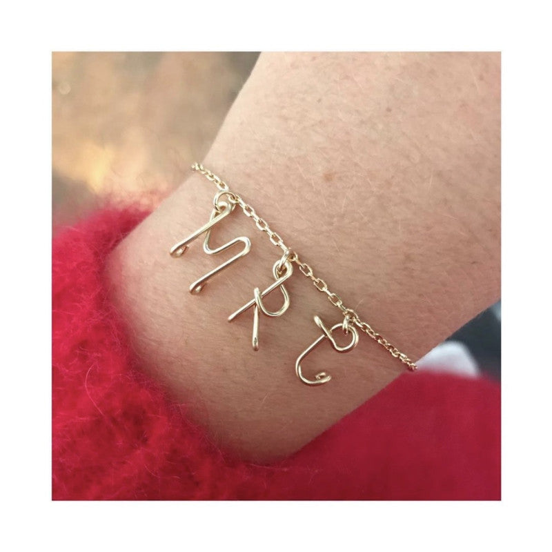 Le Bracelet Chaine Personnalisé  "La majuscule"