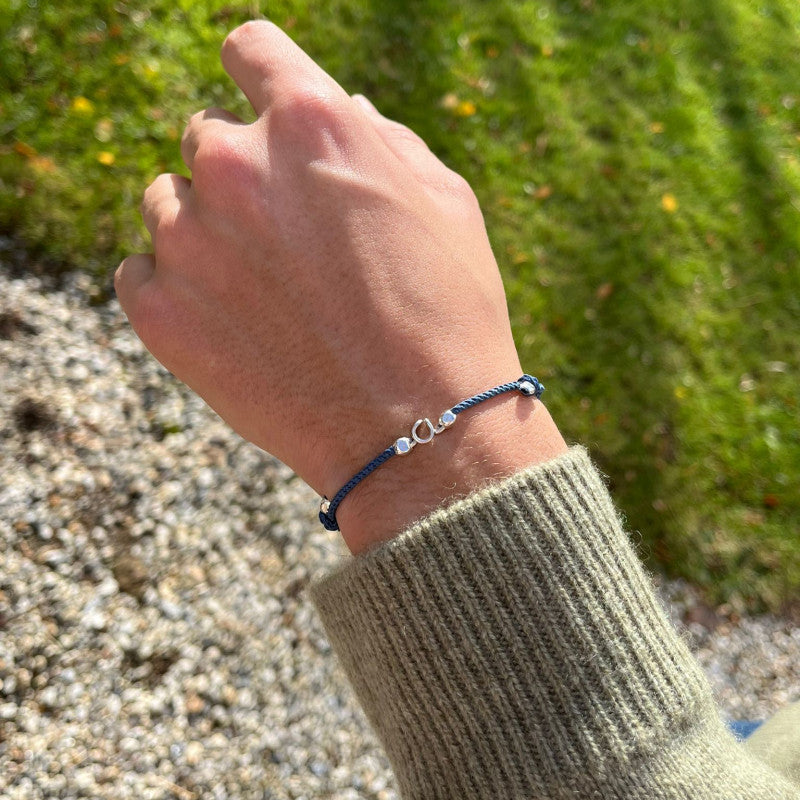 Bracelet minuscule torsadé