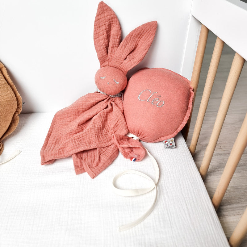 Doudou Lapin personnalisable en gaze de coton, Jeanne
