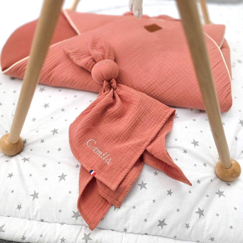 Doudou Conejo personalizable en gasa de algodón, Jeanne