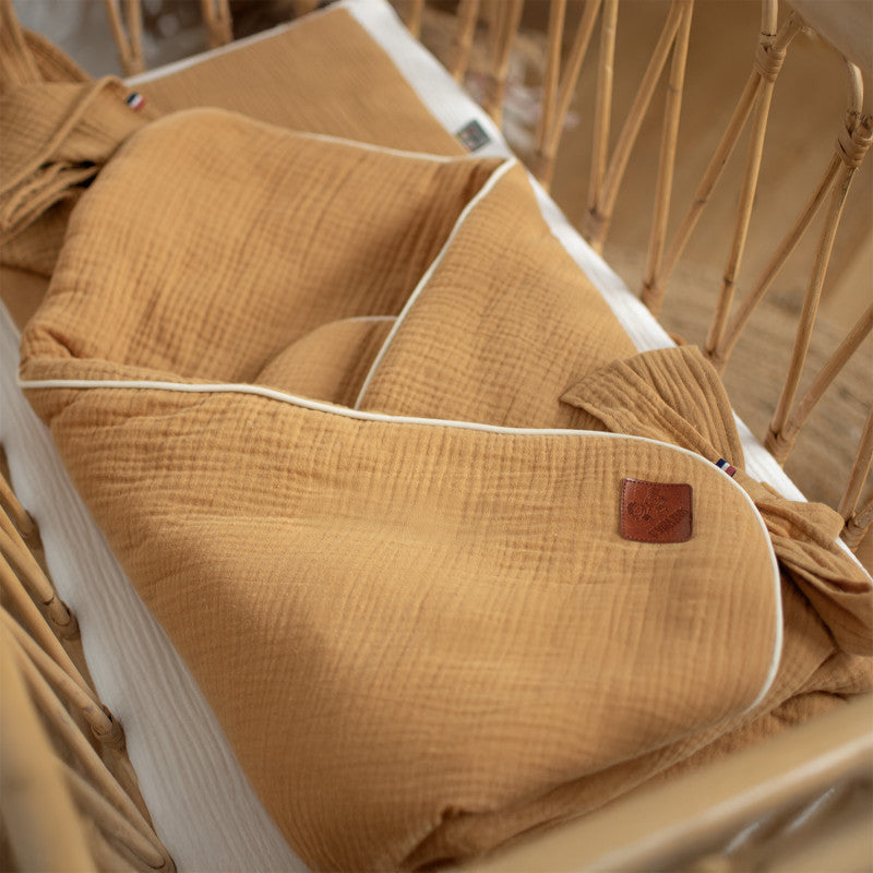 Gigoteuse d'emmaillotage en gaze de coton, Jeanne